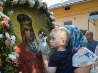 З іконою Пресвятої Богородиці прощалися в Івано-Франківську та зустрічали Її в Богородчанах (+ФОТО)